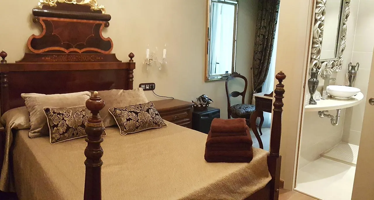 L'Encant Torroella De Montgri Bed & Breakfast